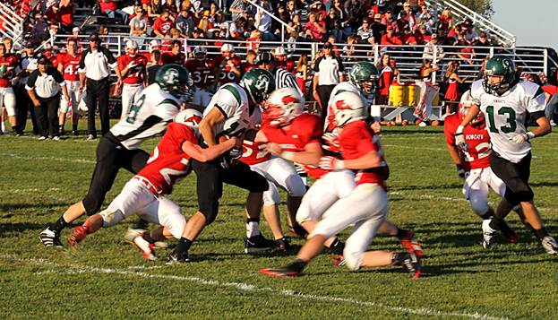 Description: \\fileserver01\staff\cningen\My Documents\My Pictures\Homecoming 2011\Bobcat D SandThed FB 2011.JPG