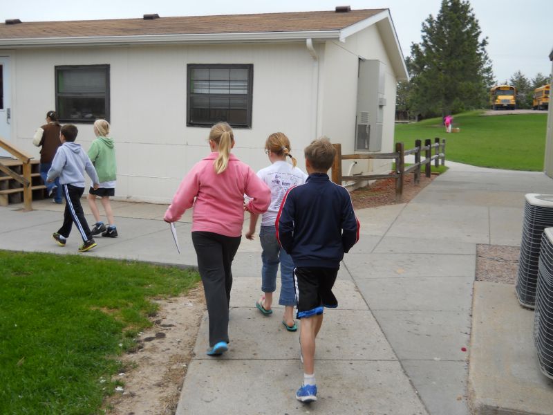 Hemingford Public School District 10 Star Wars Field Day